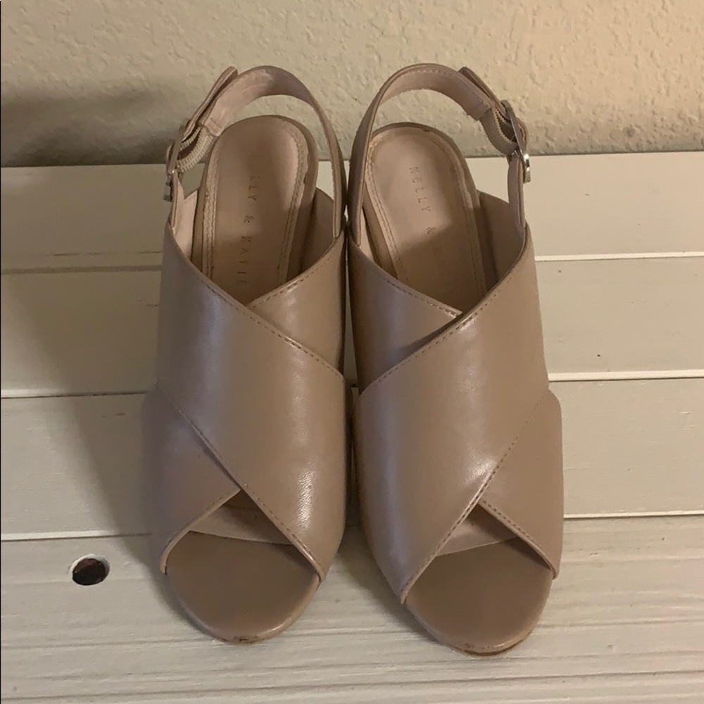 Open toe heels/sandals